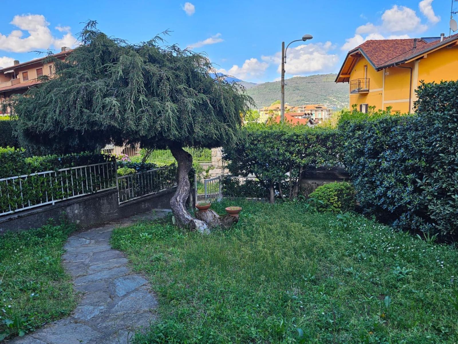 Casa Abetina Apartment Бавено Екстериор снимка